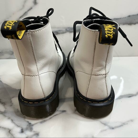 Doc Dr. Martens | Women's Punk Goth White Leather Luana Combat Boots Sz 5 - Picture 4 of 6
